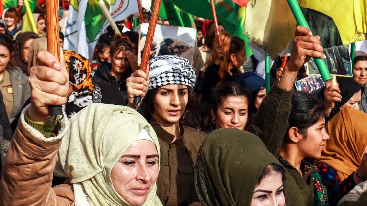 2018, manifestation de femmes en Syrie contre les violences sexuelles.