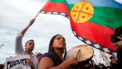 Una protesta della comunità Mapuche