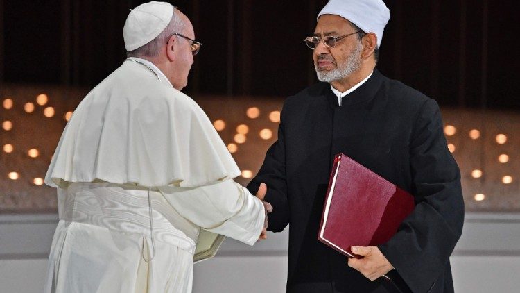 Папа Францішак і шэйх Ахмед Аль-Таеб