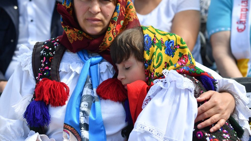 ROMANIA-VATICAN-RELIGION-POPE