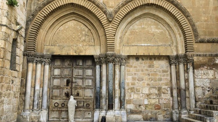 येरुसालेम के पवित्र मंदिर का द्वार