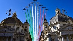 Die italienischen Farben in den römischen Himmel gemalt - bei der alljährlichen Parade am 2. Juni (Archivbild