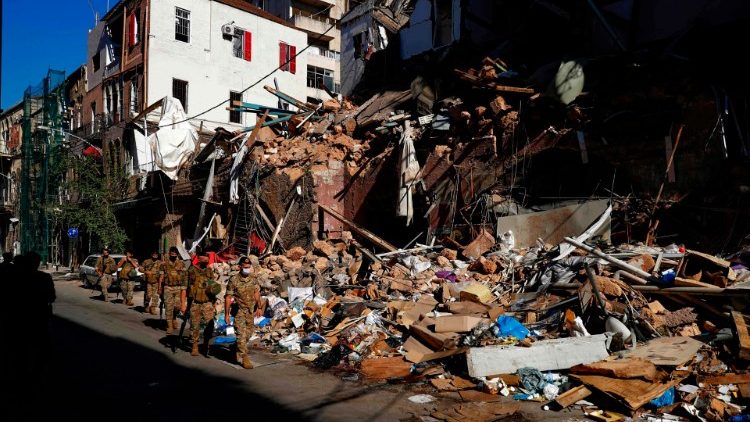  El barrio de Gemmayzeh en Beirut inmediatamente despu&eacute;s de la explosi&oacute;n en el puerto en 2020 