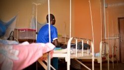 Cuidados de saúde num dispensário em África