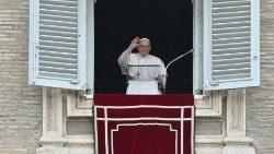 VATICAN-RELIGION-POPE-REGINA COELI