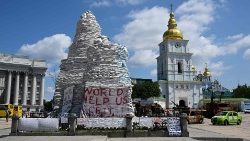 I monumenti di Kiev sono stati coperti per proteggerli da eventuali bombardamenti