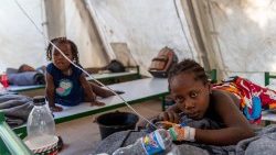 കോളറ ബാധിച്ച കുട്ടികൾ ചികിത്സയിൽ, ഒരു ഫയൽ ചിത്രം