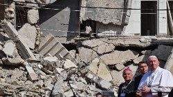 (Viagem do Papa a Mossul, Iraque. Photo by AFP/Vincenzo Pinto)