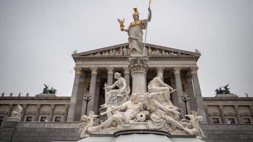 &Ouml;: Menschenrechte &uuml;ber Leitkultur