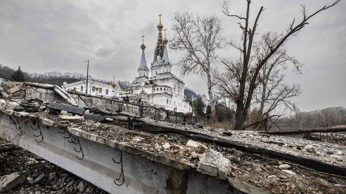 TOPSHOT-UKRAINE-RUSSIA-RELIGION-CONFLICT-WAR