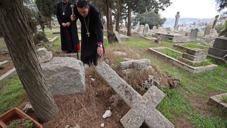 Вандалски актове срещу протестантското гробище в Йерусалим