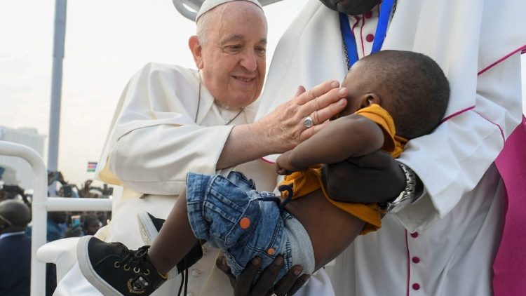 Ziara ya Papa Francisko nchini Sudan Kusini:Askofu Mkuu wa Addis Abeba:"nimeguswa sana na vijana wa Sudan kumwomba Papa awaombee".