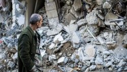 Strade devastate dal terremoto in Siria