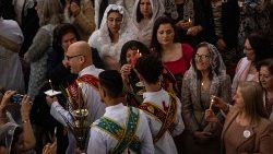 Domingo de Ramos 2023 na Igreja sírio-ortodoxa da Virgem Maria, na cidade de maioria curda de Qamishli.