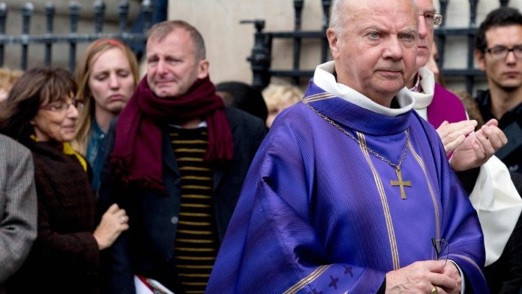 Jacques Gaillot bei einer Beerdigung in Paris 2013