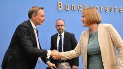 Bundesfinanzminister Christian Lindner und Bundesfamilienministerin Lisa Paus 