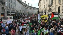 Marsz solidarności z Palestyną w Londynie, 14.10.2023 r.
