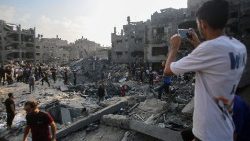 No Angelus, o apelo do Papa pelas vítimas de todas as guerras