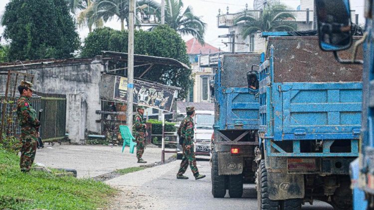 Kämpfe in Myanmar vertreiben Zehntausende