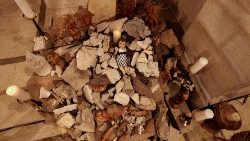 Presépio montado em igreja na Cisjordânia (Photo by HAZEM BADER / AFP)