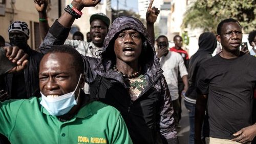 Senegal: Verschiebung der Wahl betr&uuml;bt Katholiken