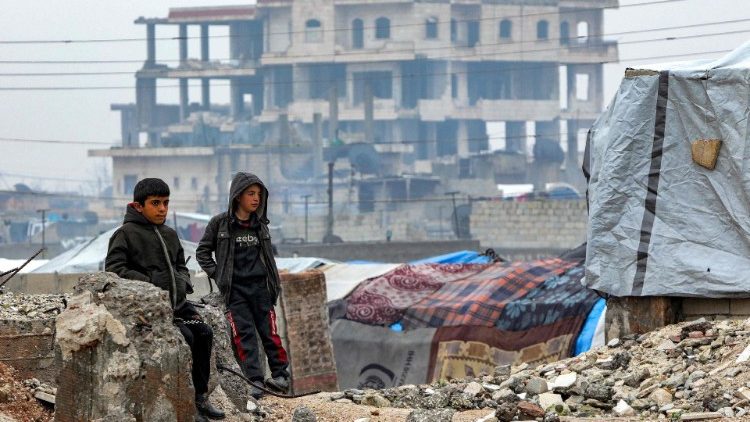 Macerie ed edifici distrutti nella provincia di Aleppo