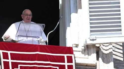 El Papa: Abrirnos a la luz de Jesús, ver su luz en el prójimo