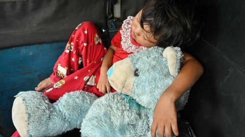 El Papa: El camino hacia sociedades mejores pasa por la educación de las mujeres 