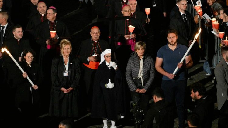 Крестный путь в Колизее (Рим, 29 марта 2024 г.)