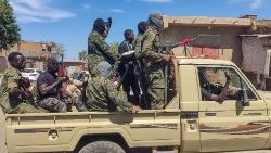 Hombres armados en Sudán