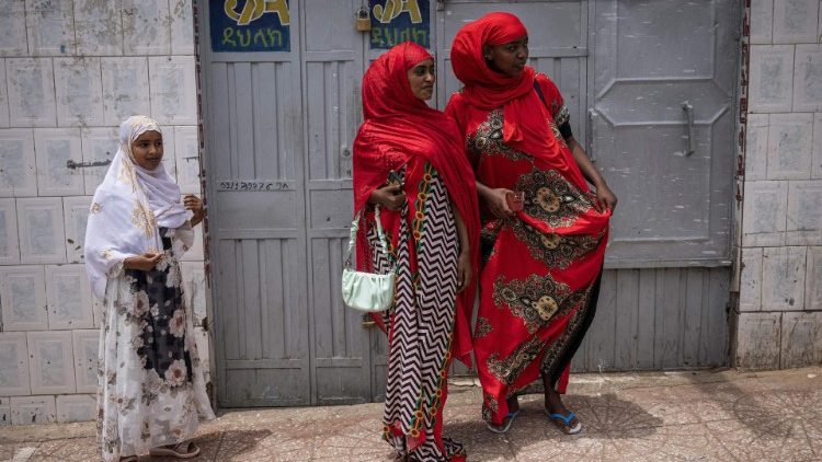 Frauen in Harar (Äthiopien)