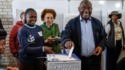Législatives en Afrique du Sud:  l’ANC en voie de perdre sa majorité
