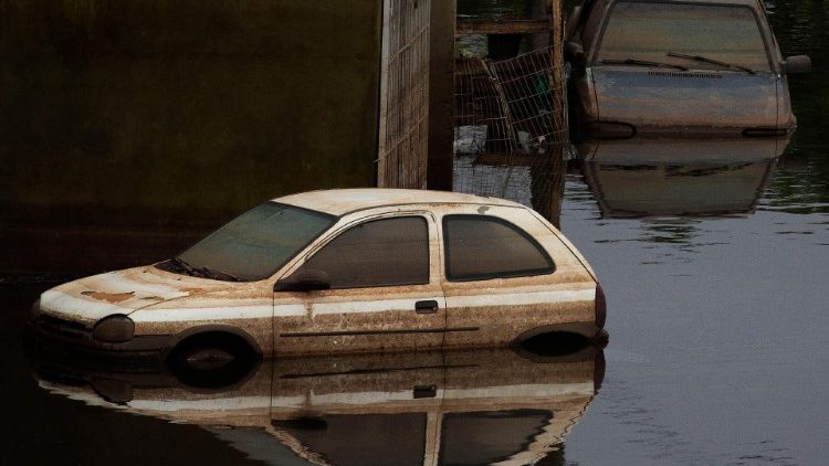 Le alluvioni in Brasile