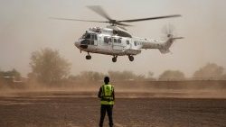 L'Alleanza degli Stati del Sahel (AES) è una confederazione e un patto di difesa reciproca fondato nel 2023 da Mali, Niger e Burkina Faso. Nata in seguito ai colpi di Stato e in risposta all'isolamento diplomatico