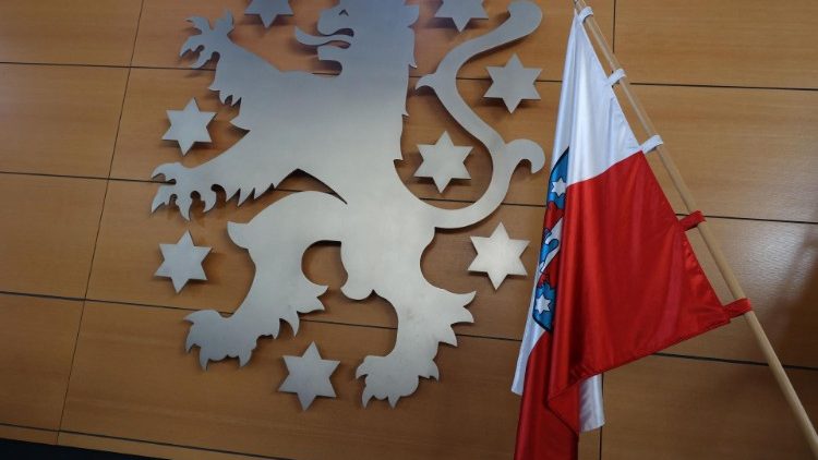 Il simbolo e la bandiera della Turingia, nella Germania centro-orientale