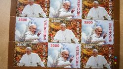 V pondělí 2. září byla představena série poštovních známek při příležitosti návštěvy papeže Františka v Indonésii.