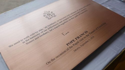 Wortlaut: Papst im Tunnel zwischen Moschee & Kathedrale in Jakarta