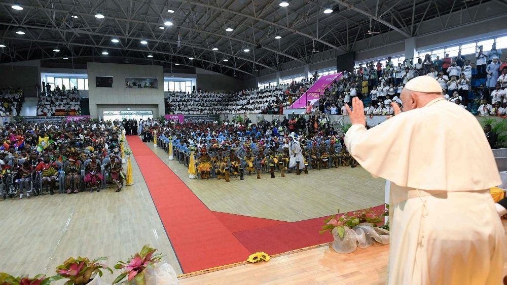 PNG-VATICAN-POPE-RELIGION