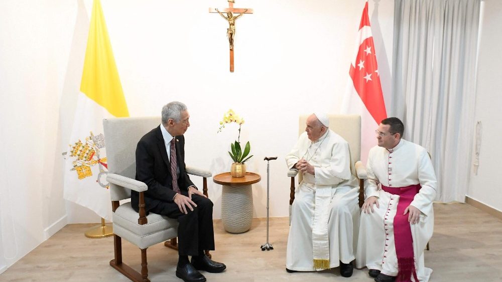 SINGAPORE-VATICAN-RELIGION-POPE