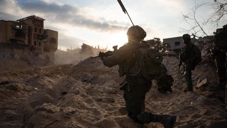Militari israeliani in azione a Gaza