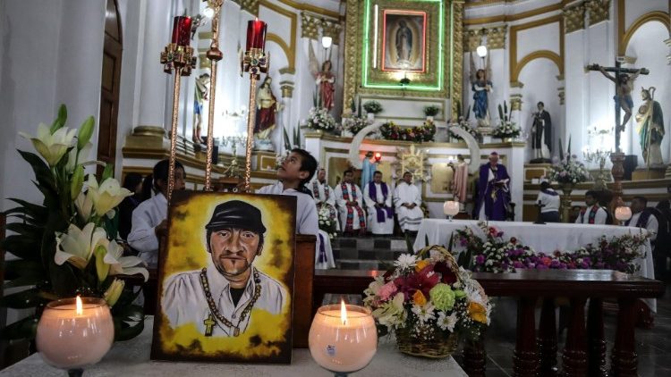 Missa de Corpo Presente do Pe.  Marcelo Perez, assassinado em San Cristobal de Las Casas, Estado de Chiapas
