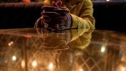 Bispos cingaleses alertam fiéis para não se deixarem enganar por notícias falsas.