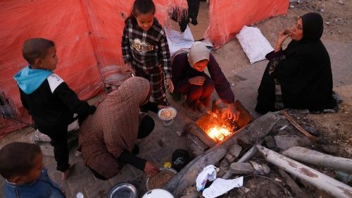 Ancora un neonato morto di freddo a Gaza, &egrave; il sesto in una settimana