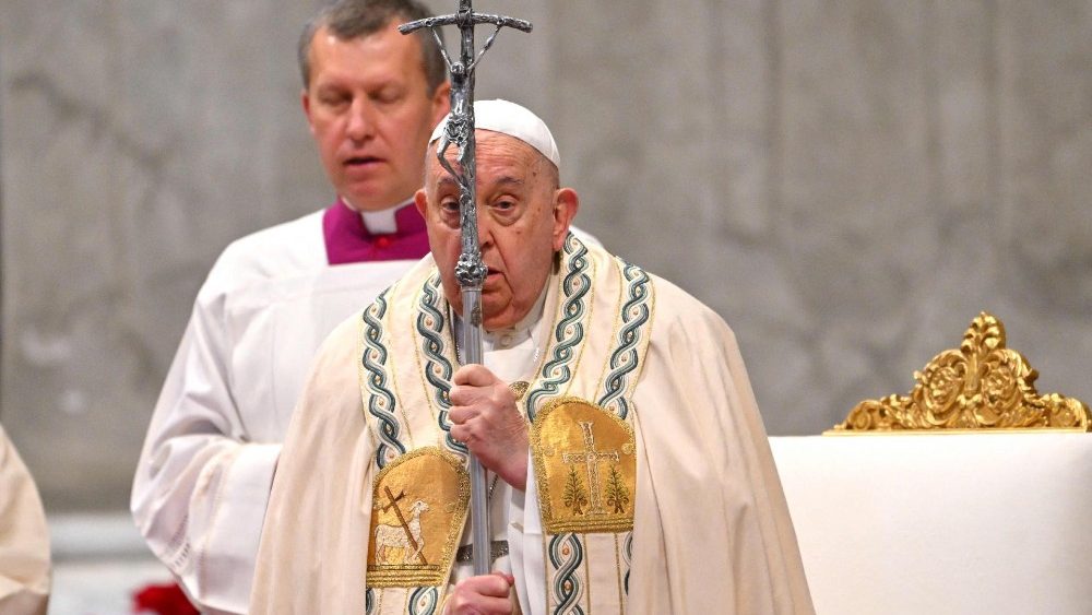 Францішак падчас літургіі ва ўрачыстасць святой Багародзіцы Марыі