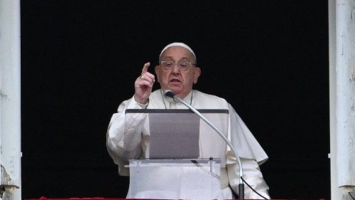 Angélus: le Seigneur vient aussi aujourd'hui pour faire la fête avec nous