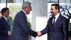 Syria's foreign minister receives the UN High Commissioner for Refugees on Jan 25th