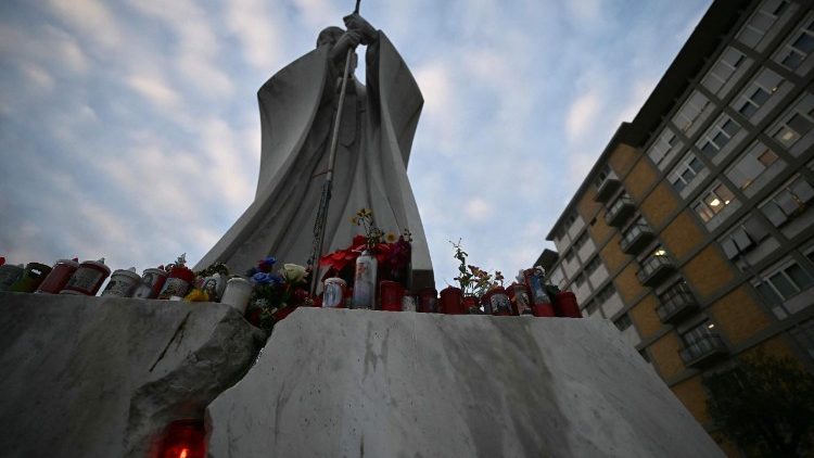 ITALY-VATICAN-POPE-HEALTH