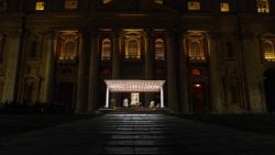 Սուրբ Պետրոս հրապարակի վրայ Վարդարանի աղօթք