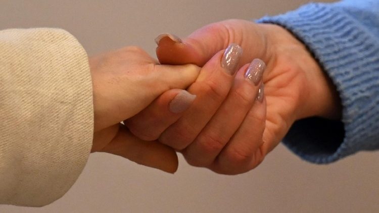 உக்ரைன் அகதிகளுக்கு உதவும் பணிகள்