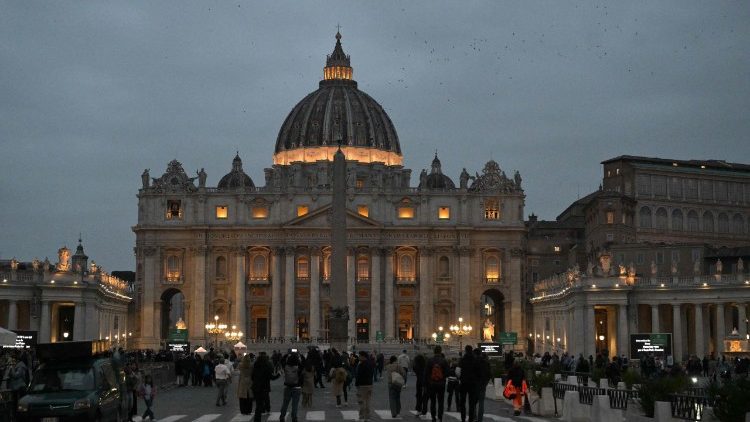 VATICAN-RELIGION-POPE-MONUMENT